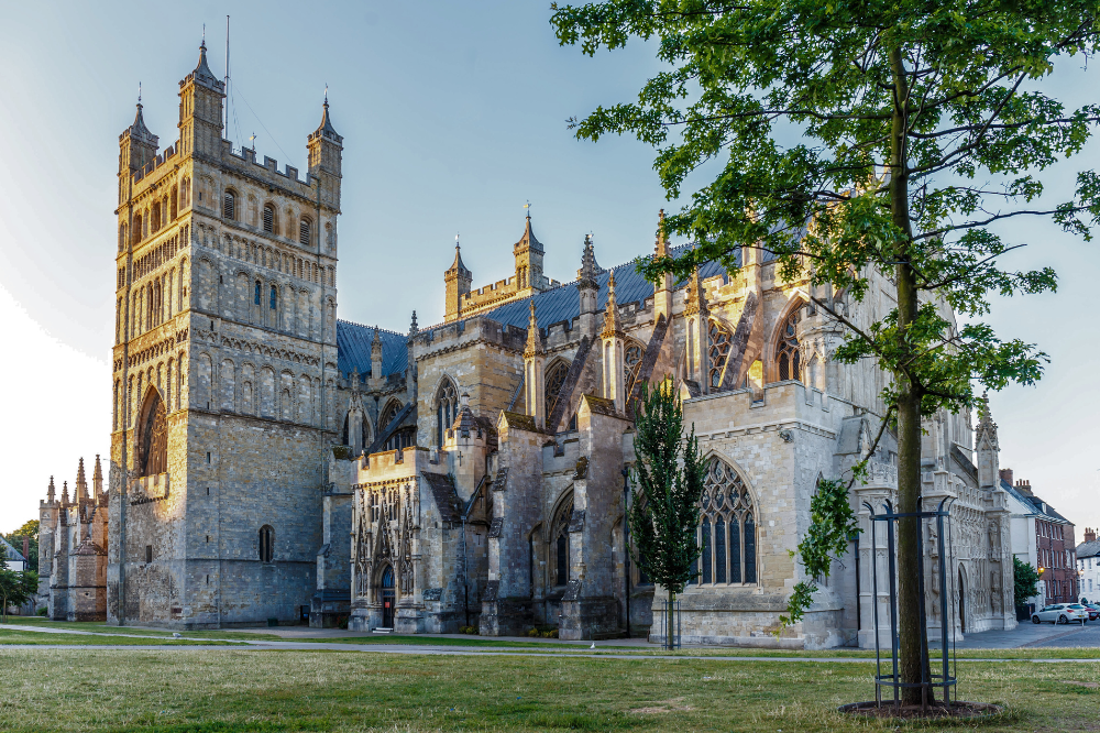 moving to exeter? know the best areas to live in and cost of living and removals