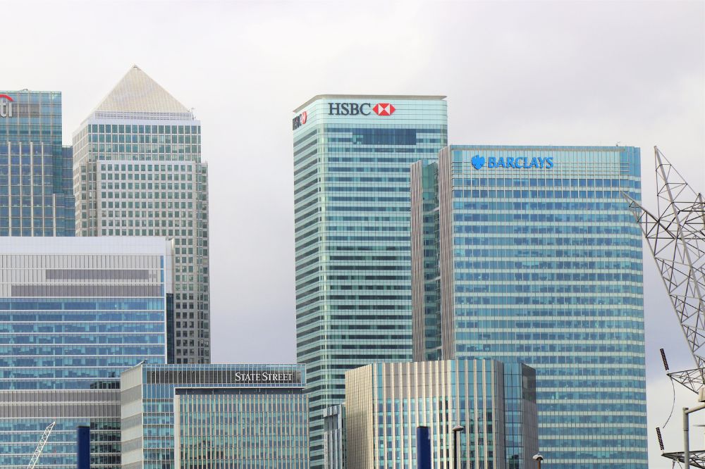 Image of financial institutions in London, where people may go to inform banks of their recent move